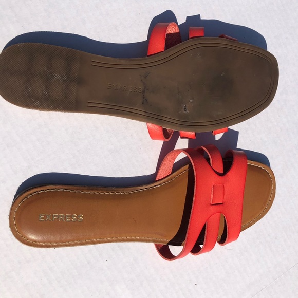 Express Sandals - Picture 3 of 7